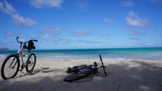 ハワイ　自転車　海辺